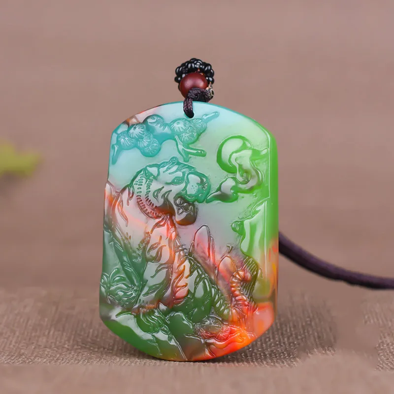 Men'S Fashion Necklaces - 中国ナチュラルカラージェイドタイガーペンダントネックレス手彫りチャーム硬玉ジュエリーファッションお守り女性男性