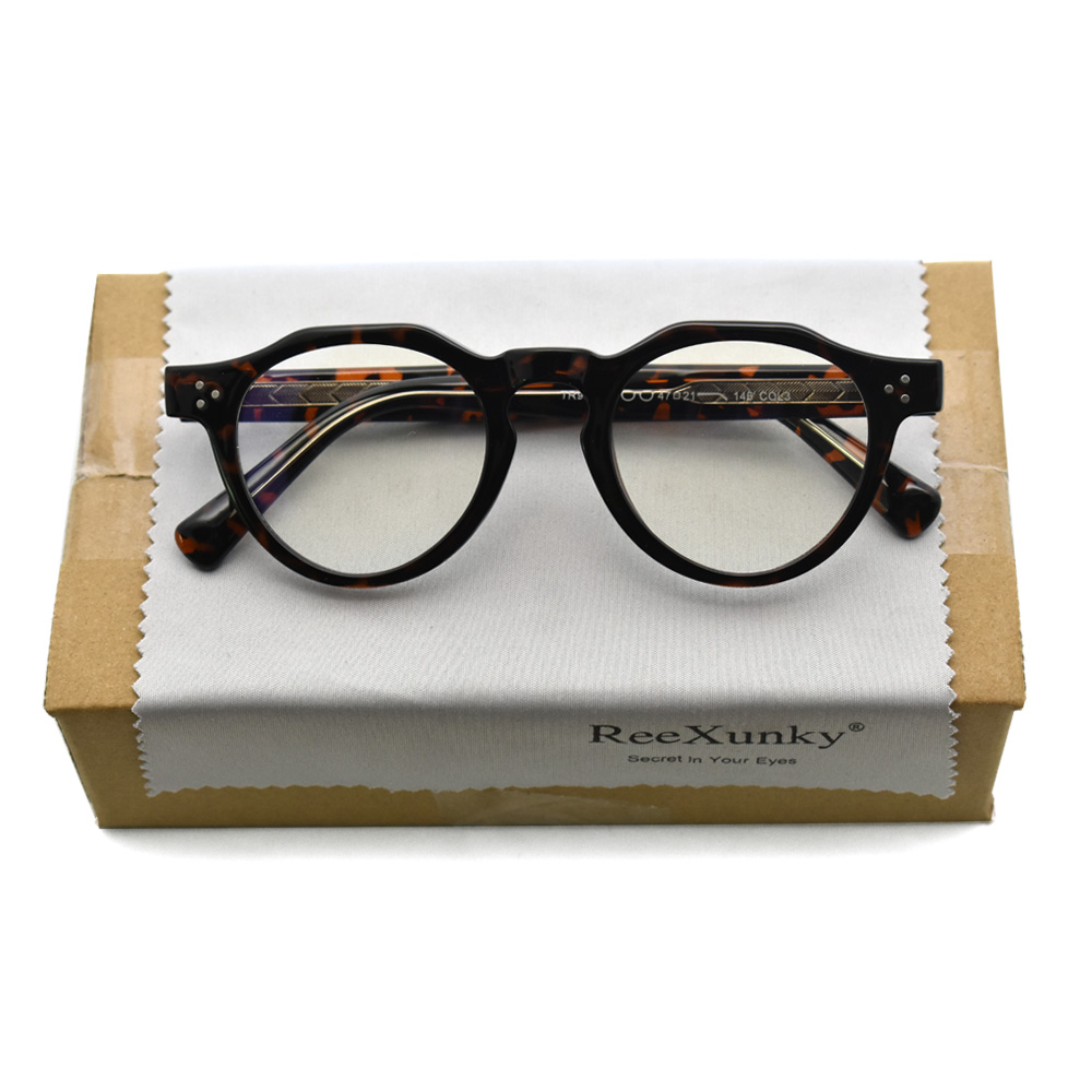 2026年ユニセックスヴィンテージブルーライトカットコンピュ - Men'S Fashion Glasses 2026 のレビューと価格