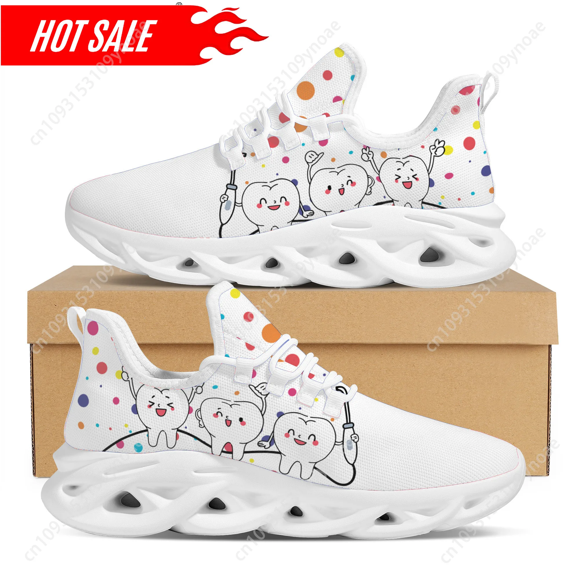 新しいトレンド女性フラット漫画歯科医歯パターンカジュアルシュ - Mens Fashion Trainers のレビューと価格